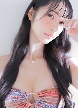 長身美ボディが眩しい水着グラ！