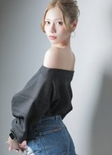 長身美女の魅惑のボディライン