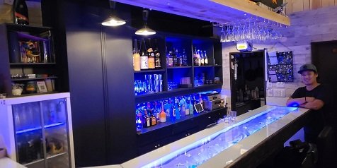三宮　バー・パブ　Kitchen&Bar TSUBO-NAKA